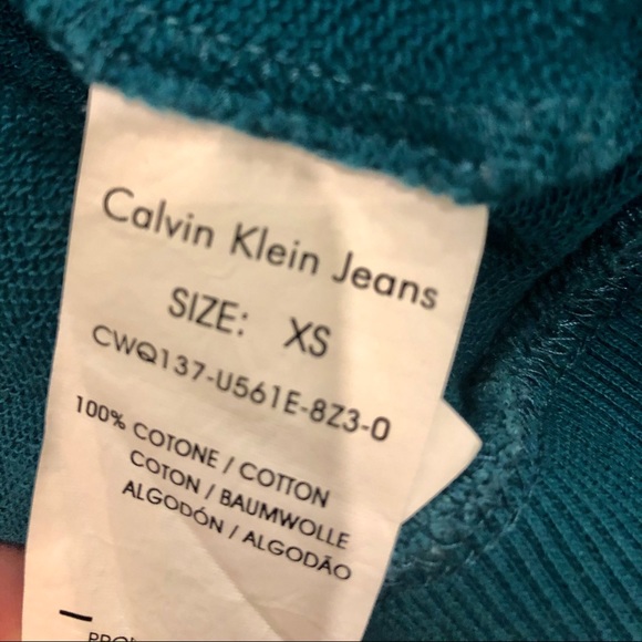 Calvin Klein zip up sweatshirt - Picture 6 of 6